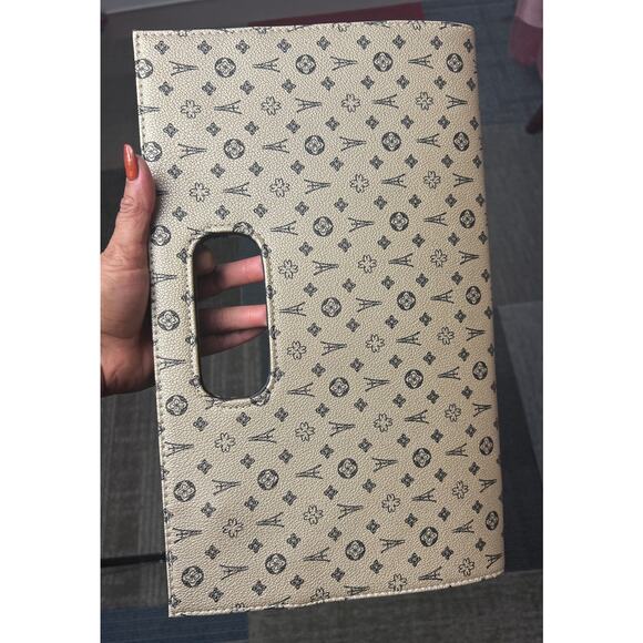 Linea Donna Large Envelope Purse LV knock-off P 50 - Picture 4 of 9